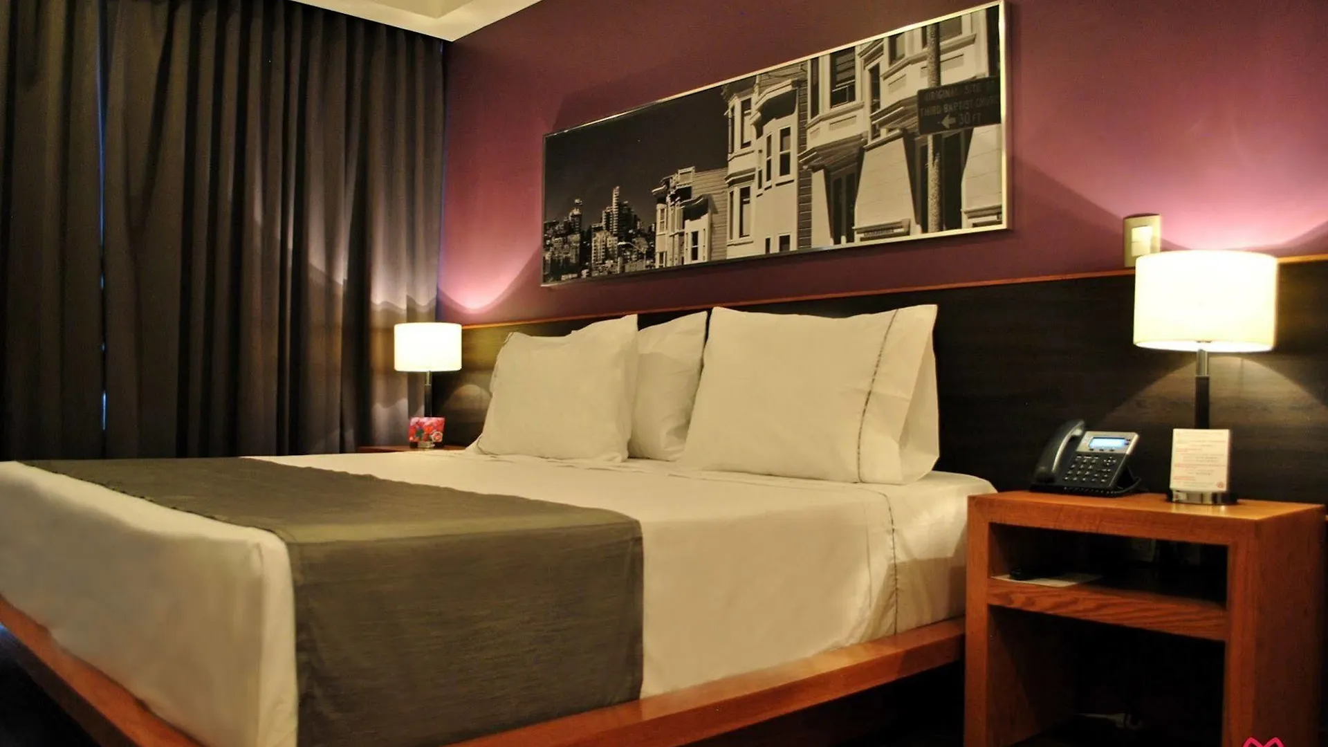 Hotel Y Tu Expo Гвадалахара Мексика