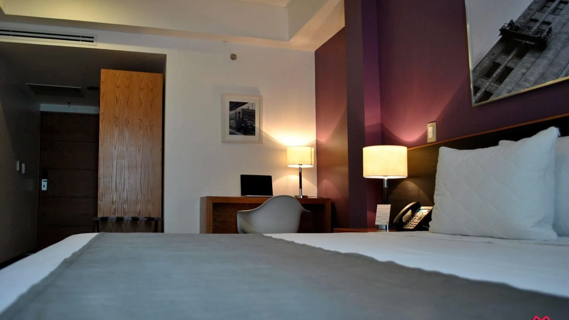 Hotel Y Tu Expo Гвадалахара