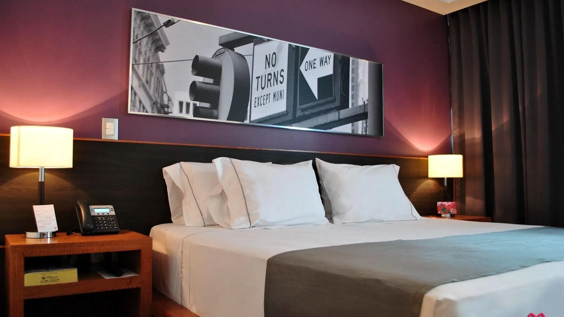 Hotel Y Tu Expo Гвадалахара
